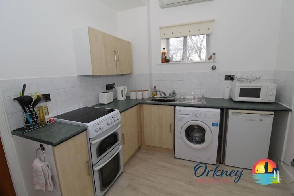 Flat 69B Junction Road, Kirkwall, Kw15 1Ax Екстериор снимка